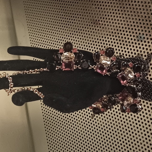 Necklace - Picture 4 of 5